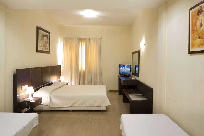 Imagen de la habitación del Hotel Blue Sea, Alimos. Foto 8