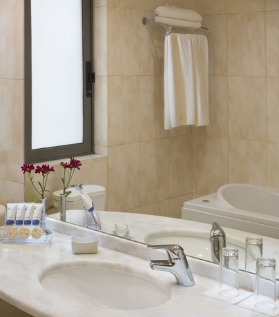 Imagen de la habitación del Hotel Blue Sea, Alimos. Foto 11