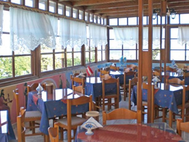 Imagen general del Hotel Blue Sea, Kamari. Foto 3