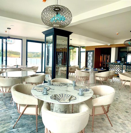 Imagen del bar/restaurante del Hotel Blue Sea Karpasia. Foto 7