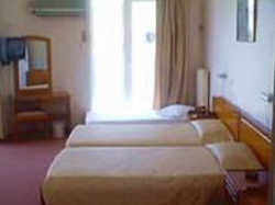 Imagen de la habitación del Hotel Blue Sea, Mitilene. Foto 3