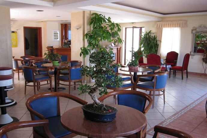 Imagen general del Hotel Blue Sea, Rethymnon. Foto 4