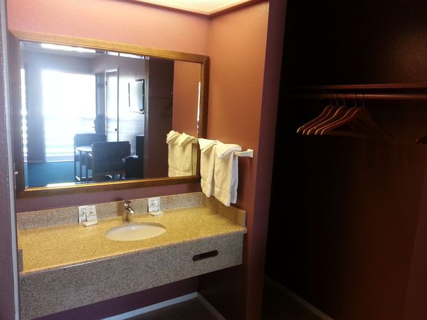 Imagen de la habitación del Hotel Blue Seal Inn. Foto 4