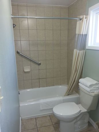 Imagen de la piscina del Hotel Blue Seal Inn. Foto 16