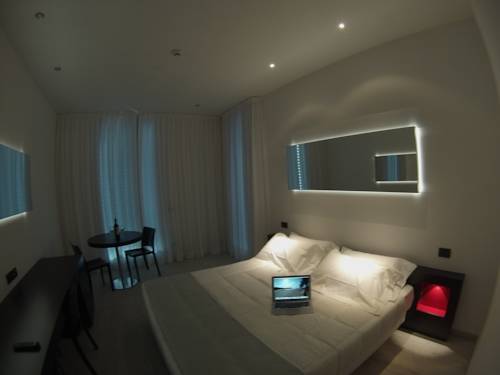 Imagen de la habitación del Hotel Blue Shades Aparthotel. Foto 2