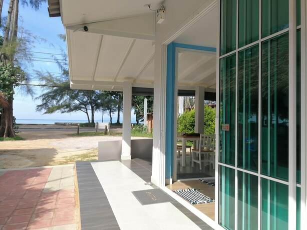 Imagen general del Hotel Blue Shore Cottage. Foto 15