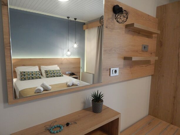 Imagen general del Hotel Blue Sky, Aghia Marina. Foto 3