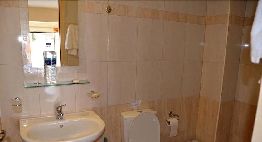 Imagen de la habitación del Hotel Blue Sky Apartments. Foto 15