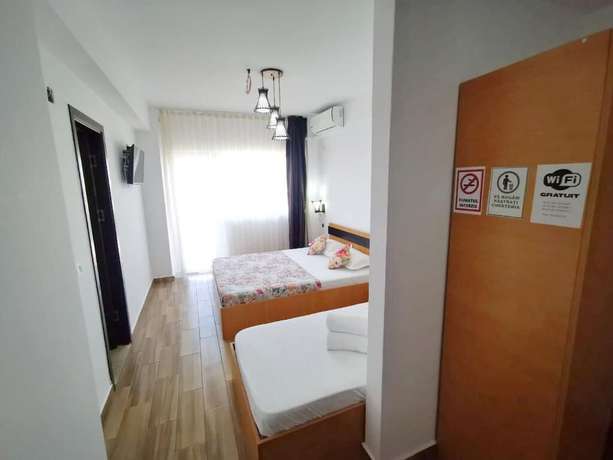 Imagen de la habitación del Hotel Blue Sky, EFORIE. Foto 3