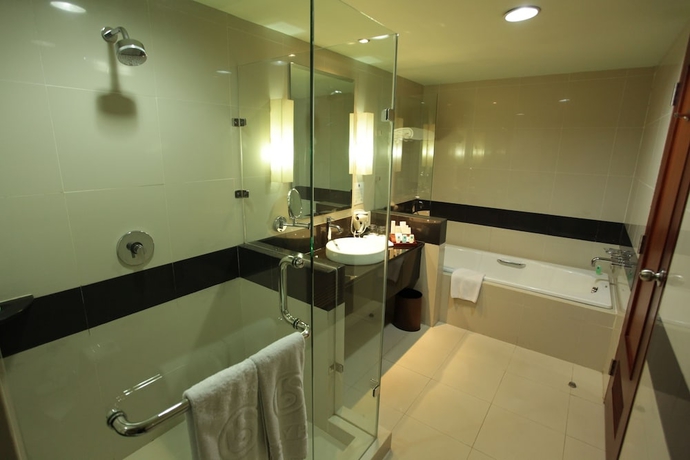 Imagen de la habitación del Hotel Blue Sky, Margasari. Foto 15