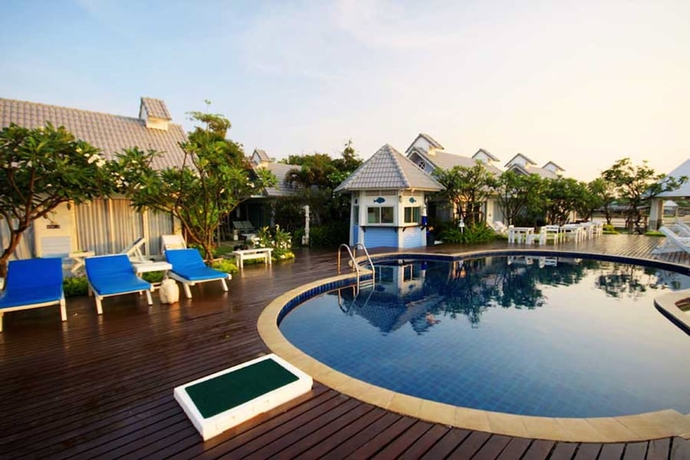 Imagen de la piscina del Hotel Blue Sky Resort, Phetchaburi. Foto 19