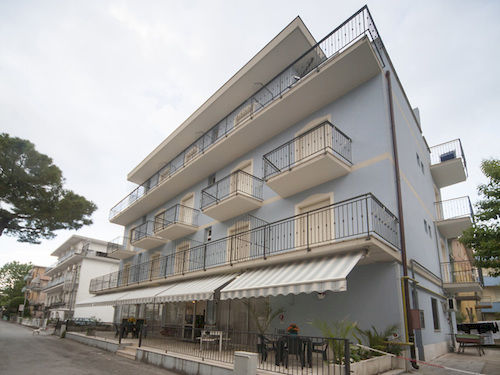Imagen general del Hotel Blue Sky, Rimini. Foto 10