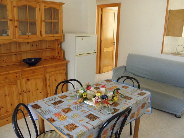 Imagen de la habitación del Hotel Blue Sky, San Foca. Foto 11