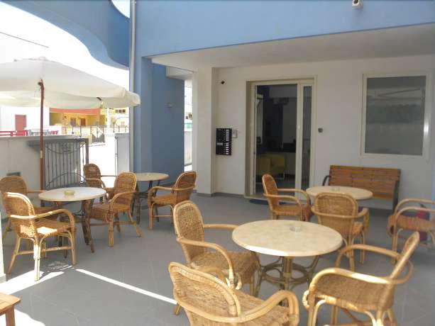 Imagen de los interiores del Hotel Blue Sky, San Foca. Foto 19