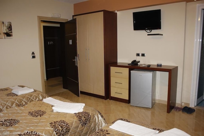 Imagen de la habitación del Hotel Blue Sky, Sarande. Foto 5