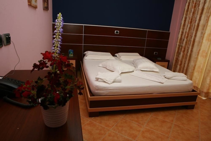 Imagen de la habitación del Hotel Blue Sky, Sarande. Foto 11