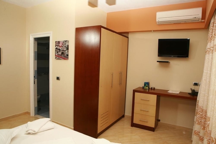 Imagen de la habitación del Hotel Blue Sky, Sarande. Foto 15