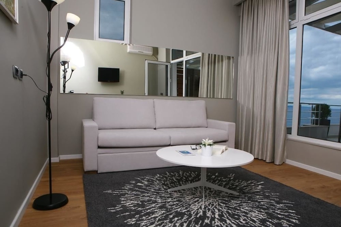 Imagen de la habitación del Hotel Blue Sky, Sarande. Foto 17