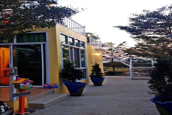 Imagen de los exteriores del Hotel Blue Sky Villa Khaoyai Resort. Foto 16