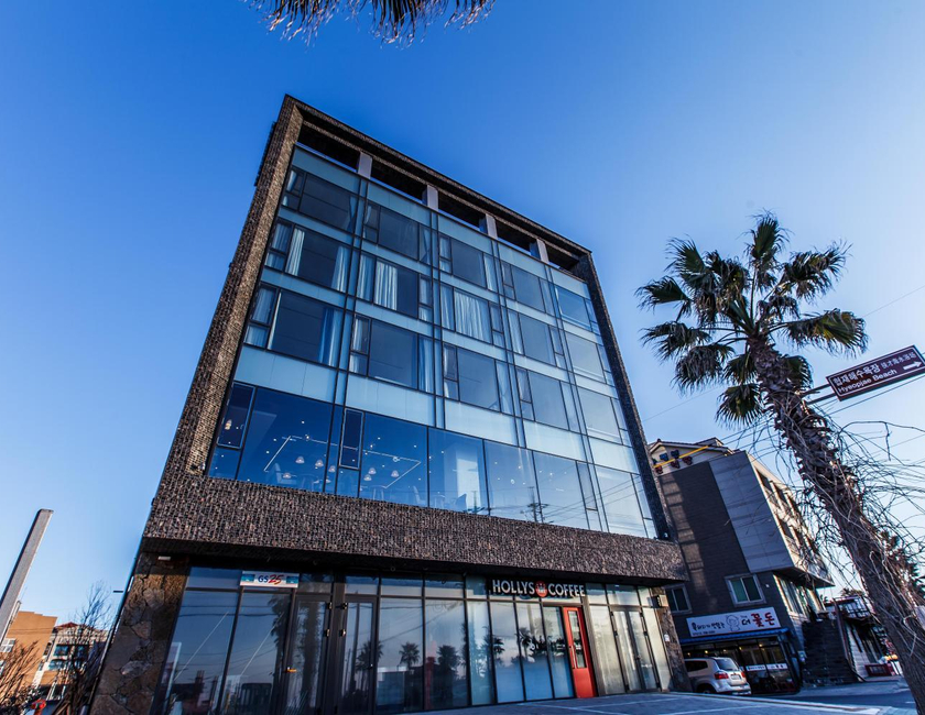 Imagen general del Hotel Blue Spring. Foto 15