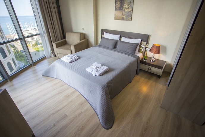 Imagen de la habitación del Hotel Blue Star Batumi. Foto 10