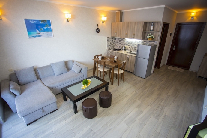 Imagen de la habitación del Hotel Blue Star Batumi. Foto 15