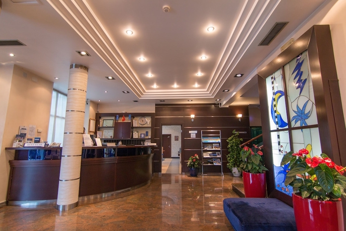 Imagen de los interiores del Hotel Blue Star, Budva. Foto 18