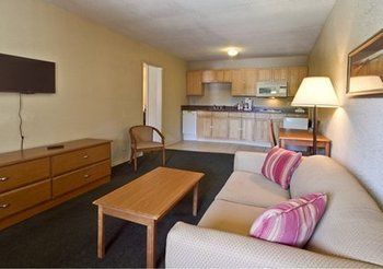 Imagen de la habitación del Hotel Blue Star Inn, Lafayette. Foto 7
