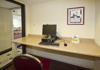 Imagen de los interiores del Hotel Blue Star Inn, Lafayette. Foto 12