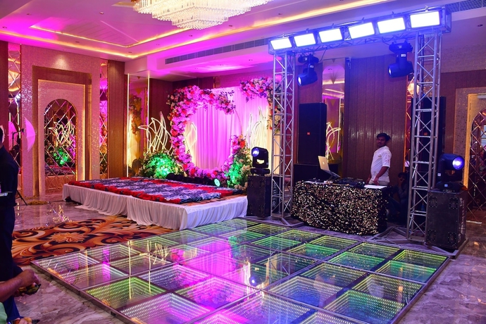 Imagen de los interiores del Hotel Blue Stone, Kanpur. Foto 12