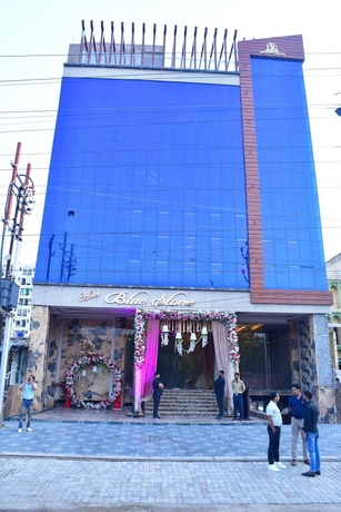 Imagen general del Hotel Blue Stone, Kanpur. Foto 3