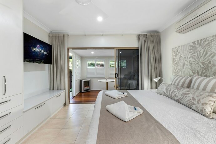 Imagen de la habitación del Hotel Blue Summit Hideaway. Foto 30