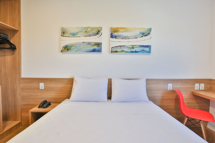 Imagen de la habitación del Hotel Blue Tree Jaguari&uacute;na. Foto 6
