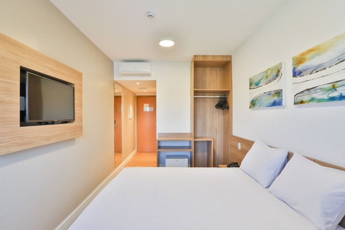 Imagen de la habitación del Hotel Blue Tree Jaguari&uacute;na. Foto 13