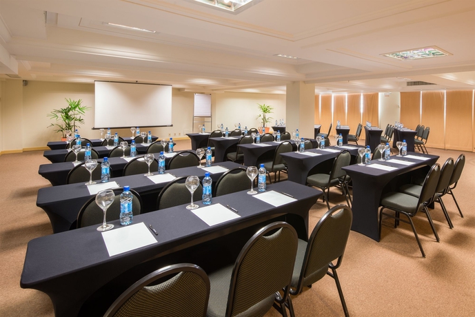 Imagen de los interiores del Hotel Blue Tree Premium Florianopolis. Foto 8