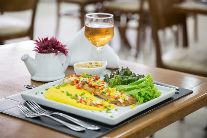 Imagen del bar/restaurante del Hotel Blue Tree Premium Manaus. Foto 5