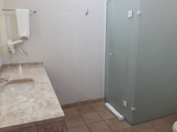 Imagen de la habitación del Hotel Blue Tree Thermas De Lins. Foto 3