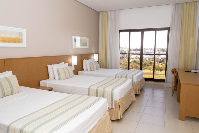 Imagen de la habitación del Hotel Blue Tree Thermas De Lins. Foto 11