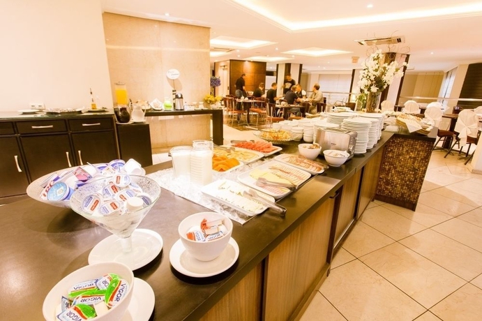 Imagen del bar/restaurante del Hotel Blue Tree Towers Joinville. Foto 8