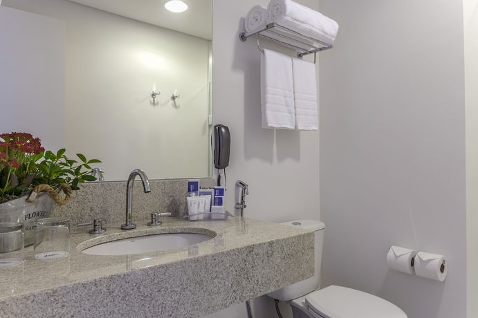 Imagen de la habitación del Hotel Blue Tree Towers Valinhos. Foto 8