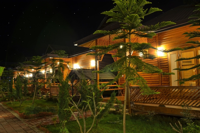 Imagen de los exteriores del Hotel Blue Vanda Lodge. Foto 17