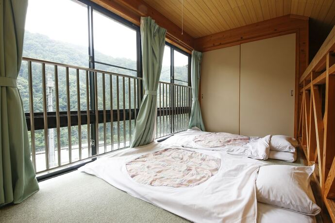 Imagen de la habitación del Hotel Blue Villa Anabuki. Foto 18