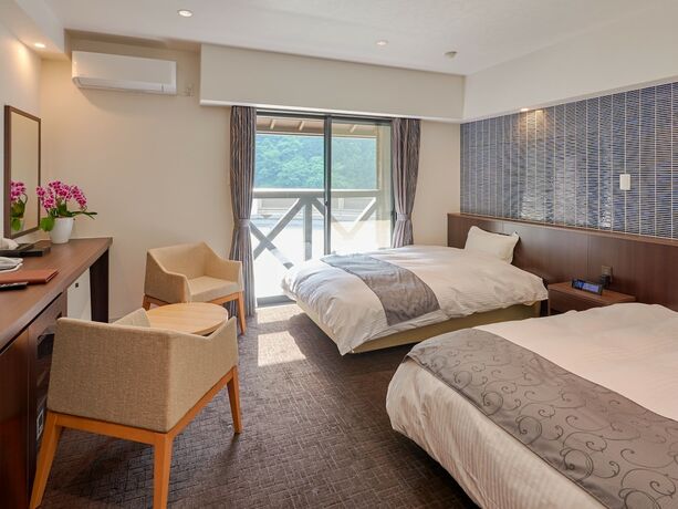 Imagen de la habitación del Hotel Blue Villa Anabuki. Foto 20