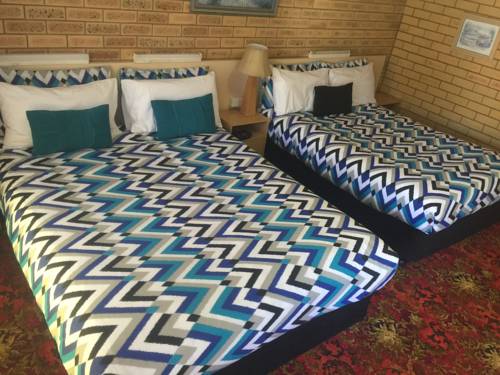 Imagen de la habitación del Hotel Blue Violet Motor Inn. Foto 2