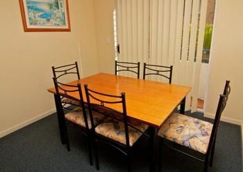 Imagen de la habitación del Hotel Blue Water Bay Luxury Villas. Foto 3