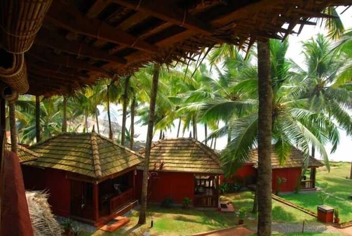 Imagen de los exteriores del Hotel Blue Water Beach Resort. Foto 11