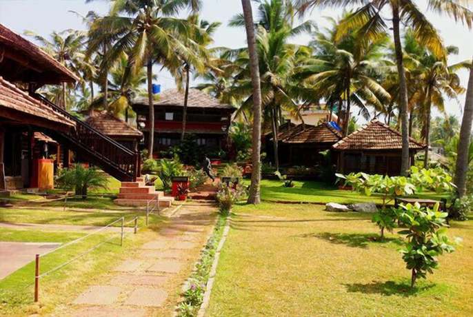 Imagen de los exteriores del Hotel Blue Water Beach Resort. Foto 19