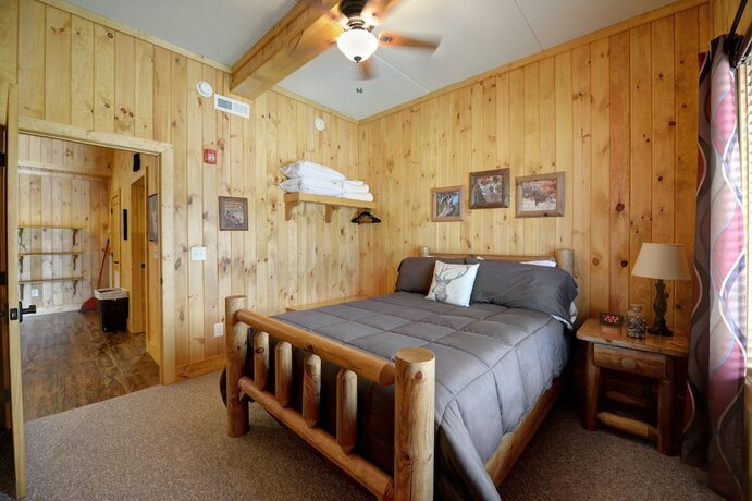 Imagen de la habitación del Hotel Blue Water Resort. Foto 15