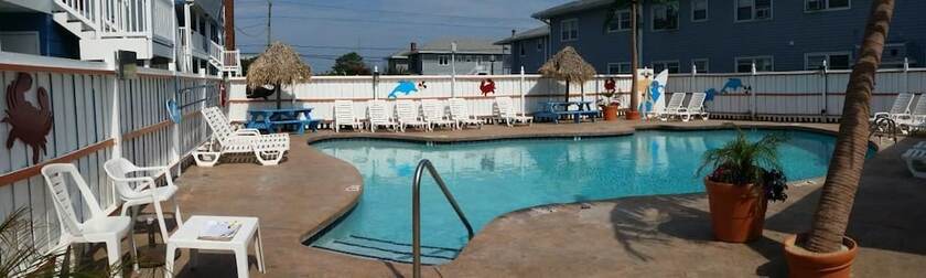 Imagen general del Hotel Blue Wave Inn. Foto 1