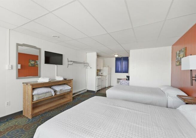 Imagen de la habitación del Hotel Blue Wave Inn. Foto 16